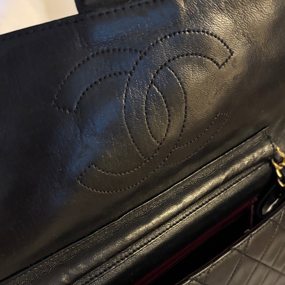 CHANEL Black single flap Quilted Shoulder Bag - Picture 15 of 17